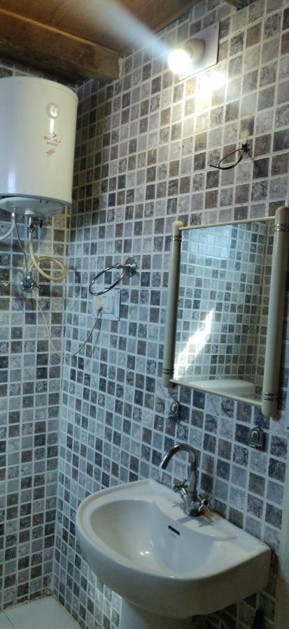 Satyam Homes Shoja Luaran gambar